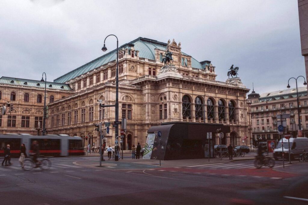 Opera wiedeńska – zwiedzanie